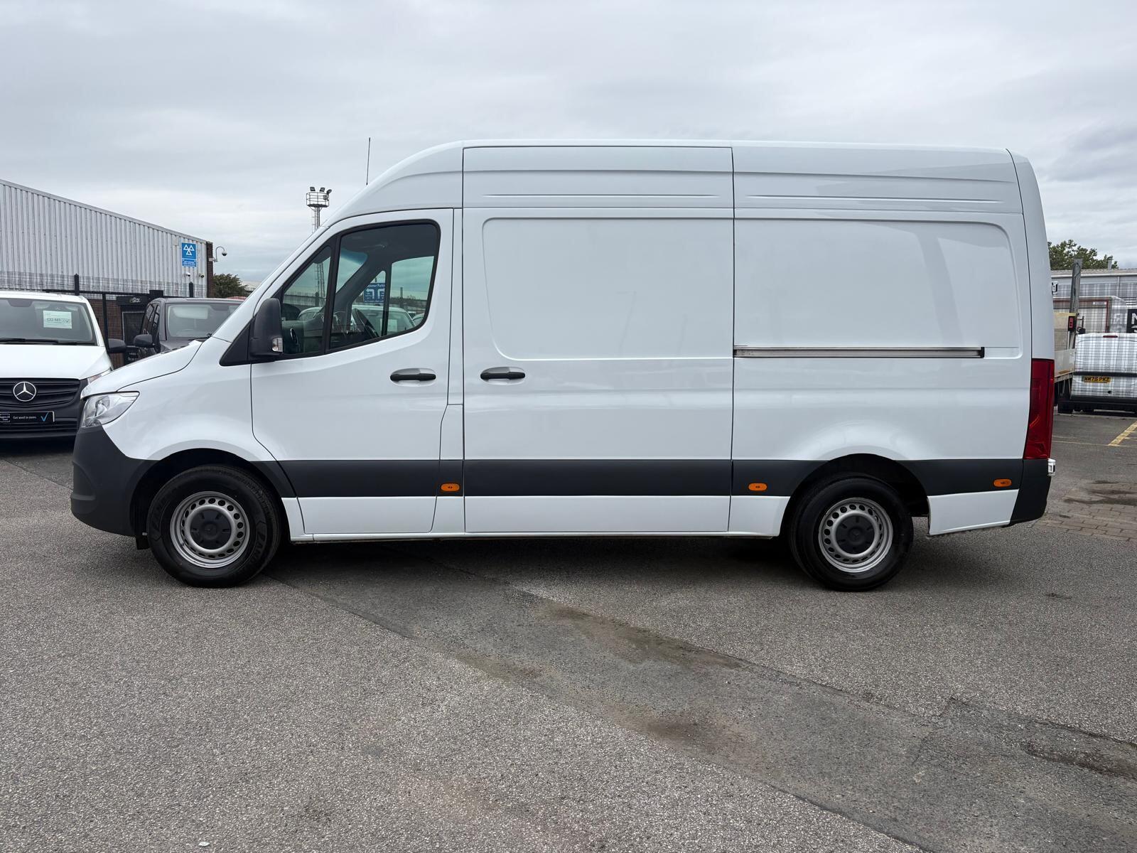Mercedes-Benz Sprinter